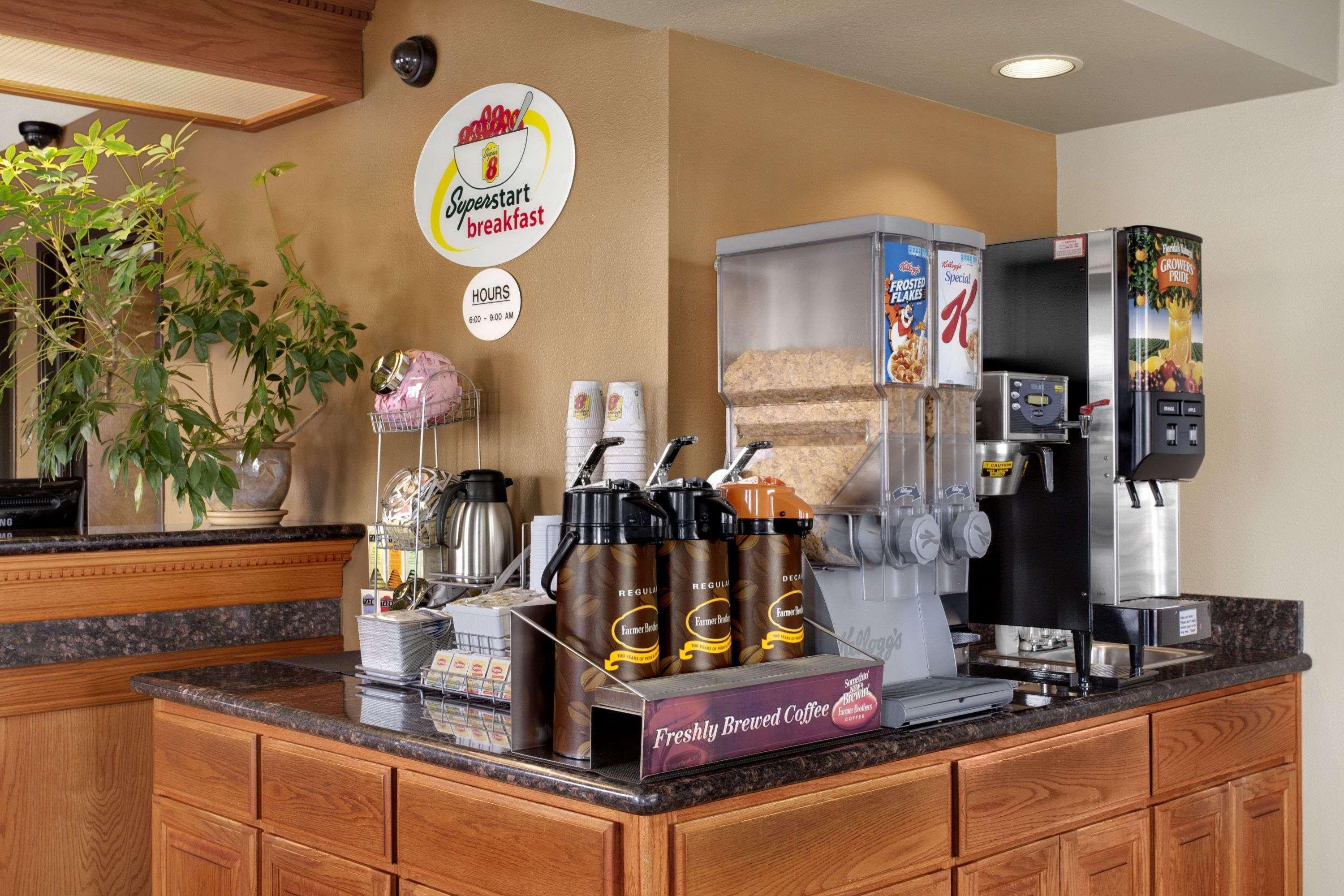 Gateway Inn & Suites Eugene-Springfield Esterno foto
